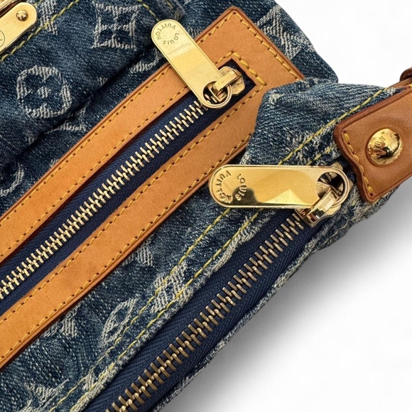 Louis Vuitton Monogram Denim Baggy PM Blue - Picture 9 of 14